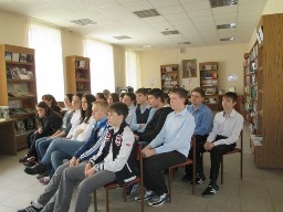 Звучит над миром колокол беды